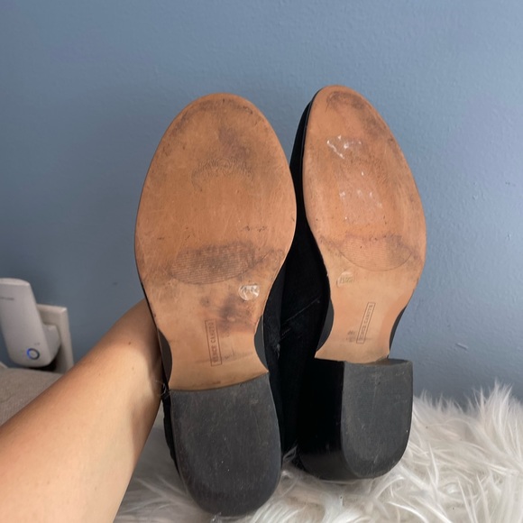 VINCE CAMUTO Women's Ankle Booties Parveen Suede Buckle Black Size 8.5 Shoes - Picture 3 of 8